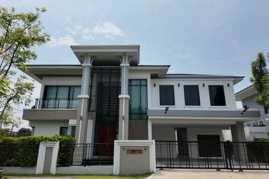 ขายบ้านหรู โครงการ 𝗧𝗵𝗲 𝗣𝗮𝘃𝗶𝗹𝗹𝗮 𝗣𝗿𝗶𝘃𝗮𝘁𝗲 𝗥𝗲𝘀𝗶𝗱𝗲𝗻𝗰𝗲𝘀 บางบอน 3 บ้านเดี่ยวสุด Private วิวสวน หลังใหญ่ 𝟭𝟮𝟱.𝟵 ตร.วา ทั้งโครงการมีเพียง 29 unit