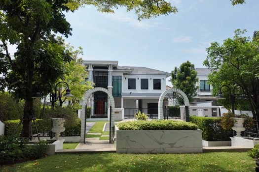 ขายบ้านหรู โครงการ 𝗧𝗵𝗲 𝗣𝗮𝘃𝗶𝗹𝗹𝗮 𝗣𝗿𝗶𝘃𝗮𝘁𝗲 𝗥𝗲𝘀𝗶𝗱𝗲𝗻𝗰𝗲𝘀 บางบอน 3 บ้านเดี่ยวสุด Private วิวสวน หลังใหญ่ 𝟭𝟮𝟱.𝟵 ตร.วา ทั้งโครงการมีเพียง 29 unit