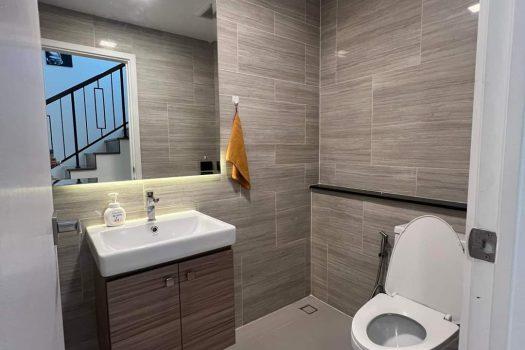 ขาย/เช่า บ้านเดี่ยว หมู่บ้าน แกรนด์บริทาเนีย บางนา กม.12 บ้านสวย หลังมุม ทำเลดี