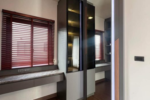 ขาย/เช่า บ้านเดี่ยว หมู่บ้าน แกรนด์บริทาเนีย บางนา กม.12 บ้านสวย หลังมุม ทำเลดี