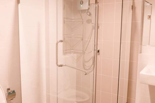 ขาย/ให้เช่า บ้านเดี่ยว ทำเลดี โครงการ ไลฟ์บางกอกบลูเลอร์วาร์ด รามอินทรา65 ใกล้เลียบทางด่วน แฟชั่นไอซ์แลนด์เพียง 10 นาที แต่งครบ พร้อมเข้าอยู่