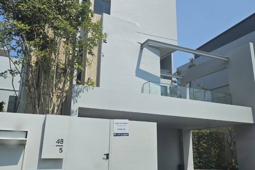 ปล่อยเช่าบ้านหรู แต่งสวยสไตล์ 𝐌𝐢𝐧𝐢𝐦𝐚𝐥 โครงการ 𝐕𝐈𝐕𝐄 กรุงเทพกรีฑา (𝐕𝐢𝐯𝐞𝟐) ทำเลดีติดโรงเรียนนานาชาติเวลลิงตัน (𝐖𝐞𝐥𝐥𝐢𝐧𝐠𝐭𝐨𝐧)