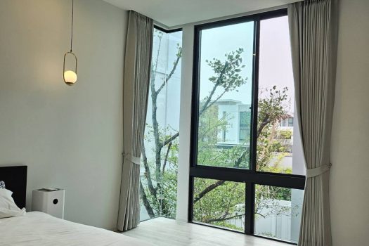 ปล่อยเช่าบ้านหรู แต่งสวยสไตล์ 𝐌𝐢𝐧𝐢𝐦𝐚𝐥 โครงการ 𝐕𝐈𝐕𝐄 กรุงเทพกรีฑา (𝐕𝐢𝐯𝐞𝟐) ทำเลดีติดโรงเรียนนานาชาติเวลลิงตัน (𝐖𝐞𝐥𝐥𝐢𝐧𝐠𝐭𝐨𝐧)