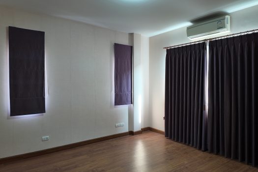 ขายบ้านเดี่ยว โครงการ 𝐓𝐡𝐞 𝐂𝐞𝐧𝐭𝐫𝐨 รัตนาธิเบศร์ บ้านเดี่ยว 3 ห้องนอน 3 ห้องน้ำ บ้านสภาพดี ไม่เคยมีคนเข้าอยู่