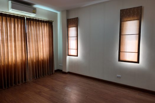 ขายบ้านเดี่ยว โครงการ 𝐓𝐡𝐞 𝐂𝐞𝐧𝐭𝐫𝐨 รัตนาธิเบศร์ บ้านเดี่ยว 3 ห้องนอน 3 ห้องน้ำ บ้านสภาพดี ไม่เคยมีคนเข้าอยู่