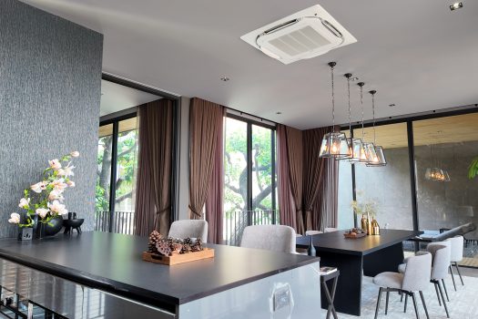 บ้านเดี่ยว สไตล์ 𝗨𝗻𝗶𝗾𝘂𝗲 𝗠𝗼𝗱𝗲𝗿𝗻 𝟯 ชั้น ซอยนาคนิวาส 𝟯𝟳 แยก 𝟮-𝟵 บ้านใหม่ แต่งสวยมาก พร้อมสระว่ายน้ำในตัวและลิฟท์