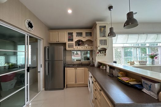 ขายบ้าน โครงการ นันทวัน สาทร-ราชพฤกษ์ บ้านร่มรื่น หลังมุม พื้นที่ใหญ่ 97.3 ตร.วา ทำเลดี ใกล้สาทร