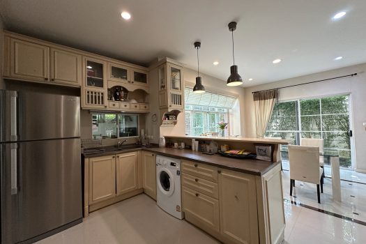 ขายบ้าน โครงการ นันทวัน สาทร-ราชพฤกษ์ บ้านร่มรื่น หลังมุม พื้นที่ใหญ่ 97.3 ตร.วา ทำเลดี ใกล้สาทร