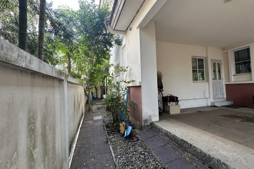 ขายบ้าน โครงการ นันทวัน สาทร-ราชพฤกษ์ บ้านร่มรื่น หลังมุม พื้นที่ใหญ่ 97.3 ตร.วา ทำเลดี ใกล้สาทร