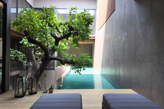 บ้านเดี่ยว สไตล์ 𝗨𝗻𝗶𝗾𝘂𝗲 𝗠𝗼𝗱𝗲𝗿𝗻 𝟯 ชั้น ซอยนาคนิวาส 𝟯𝟳 แยก 𝟮-𝟵 บ้านใหม่ แต่งสวยมาก พร้อมสระว่ายน้ำในตัวและลิฟท์