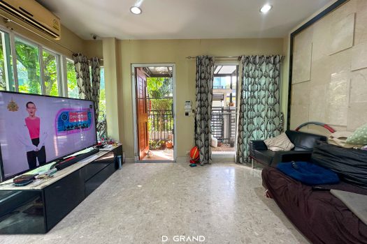 𝑩𝒂𝒏𝒈𝒌𝒐𝒌 𝑩𝒐𝒖𝒍𝒆𝒗𝒂𝒓𝒅 รามอินทรา กม. 2 บ้านเดี่ยว 3 ชั้น สไตล์โมเดิร์น