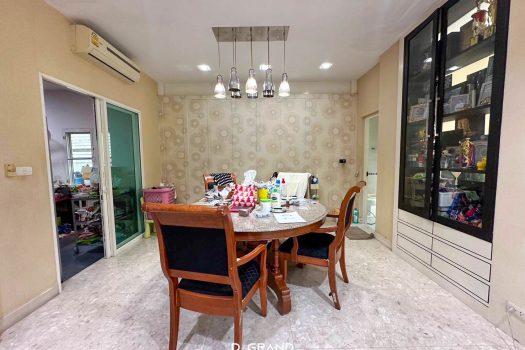 𝑩𝒂𝒏𝒈𝒌𝒐𝒌 𝑩𝒐𝒖𝒍𝒆𝒗𝒂𝒓𝒅 รามอินทรา กม. 2 บ้านเดี่ยว 3 ชั้น สไตล์โมเดิร์น