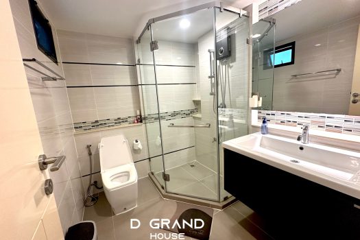 เศรษฐสิริ พัฒนาการ บ้านสวย สไตล์ Modern Classic แต่งสวยเรียบหรู น่าอยู่สุดๆ บ้านสภาพดี เจ้าของดูแลดีมาก และราคาดีมากกก