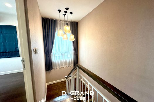 เศรษฐสิริ พัฒนาการ บ้านสวย สไตล์ Modern Classic แต่งสวยเรียบหรู น่าอยู่สุดๆ บ้านสภาพดี เจ้าของดูแลดีมาก และราคาดีมากกก