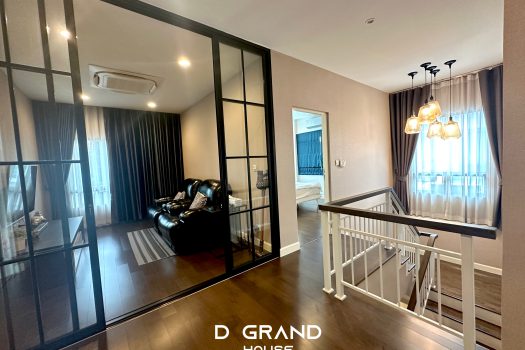 เศรษฐสิริ พัฒนาการ บ้านสวย สไตล์ Modern Classic แต่งสวยเรียบหรู น่าอยู่สุดๆ บ้านสภาพดี เจ้าของดูแลดีมาก และราคาดีมากกก