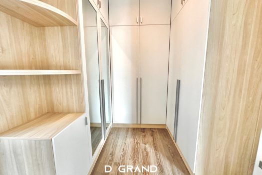 บ้านแฝด 3 ชั้น The Sonne ศรีนครินทร์ บางนา ความคุ้มค่าจัดเต็ม! 8 ห้องนอน พื้นที่ใช้สอยเกือบ 500 ตารางเมตร