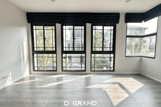 บ้านแฝด 3 ชั้น The Sonne ศรีนครินทร์ บางนา ความคุ้มค่าจัดเต็ม! 8 ห้องนอน พื้นที่ใช้สอยเกือบ 500 ตารางเมตร