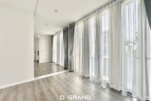 บ้านแฝด 3 ชั้น The Sonne ศรีนครินทร์ บางนา ความคุ้มค่าจัดเต็ม! 8 ห้องนอน พื้นที่ใช้สอยเกือบ 500 ตารางเมตร