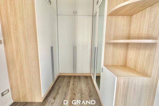 บ้านแฝด 3 ชั้น The Sonne ศรีนครินทร์ บางนา ความคุ้มค่าจัดเต็ม! 8 ห้องนอน พื้นที่ใช้สอยเกือบ 500 ตารางเมตร