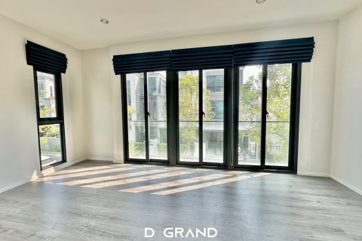 บ้านแฝด 3 ชั้น The Sonne ศรีนครินทร์ บางนา ความคุ้มค่าจัดเต็ม! 8 ห้องนอน พื้นที่ใช้สอยเกือบ 500 ตารางเมตร