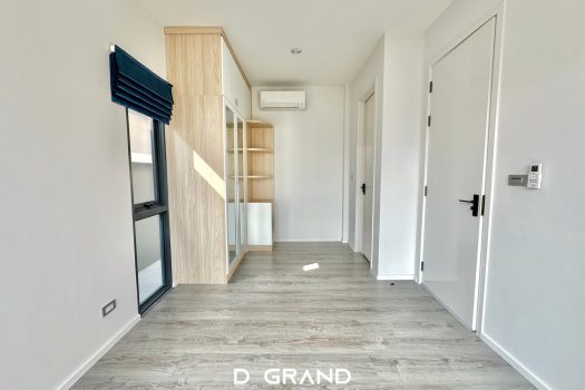 บ้านแฝด 3 ชั้น The Sonne ศรีนครินทร์ บางนา ความคุ้มค่าจัดเต็ม! 8 ห้องนอน พื้นที่ใช้สอยเกือบ 500 ตารางเมตร