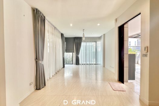 บ้านแฝด 3 ชั้น The Sonne ศรีนครินทร์ บางนา ความคุ้มค่าจัดเต็ม! 8 ห้องนอน พื้นที่ใช้สอยเกือบ 500 ตารางเมตร