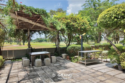 บ้านหรูในสนามกอล์ฟ วิวทะเลสาบ ทำเลดี ฮวงจุ้ยรับทรัพย์ พื้นที่ใช้สอยจัดเต็ม 1,000 ตร.ม.