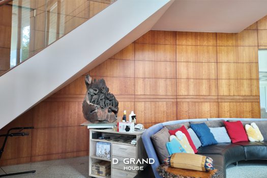 บ้านหรูในสนามกอล์ฟ วิวทะเลสาบ ทำเลดี ฮวงจุ้ยรับทรัพย์ พื้นที่ใช้สอยจัดเต็ม 1,000 ตร.ม.