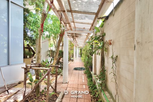 บ้านหรูในสนามกอล์ฟ วิวทะเลสาบ ทำเลดี ฮวงจุ้ยรับทรัพย์ พื้นที่ใช้สอยจัดเต็ม 1,000 ตร.ม.