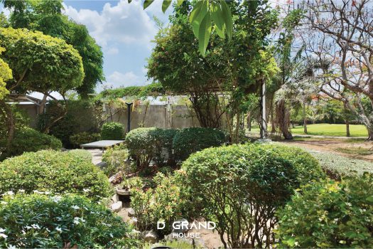 บ้านหรูในสนามกอล์ฟ วิวทะเลสาบ ทำเลดี ฮวงจุ้ยรับทรัพย์ พื้นที่ใช้สอยจัดเต็ม 1,000 ตร.ม.