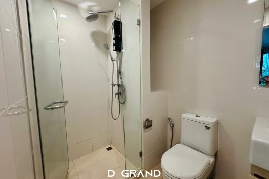 𝗠𝗲𝘁𝗿𝗼 𝗟𝘂𝘅𝗲 รัชดา” คอนโดใกล้รถไฟฟ้า 𝗠𝗥𝗧 ห้วยขวาง – สุทธิสาร ห้อง 𝗧𝘆𝗽𝗲 พิเศษ 𝗣𝗼𝗼𝗹 𝗮𝗰𝗰𝗲𝘀𝘀 เดินลงสระว่ายน้ำได้