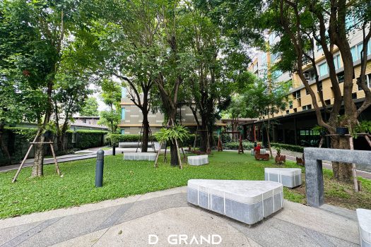 𝗠𝗲𝘁𝗿𝗼 𝗟𝘂𝘅𝗲 รัชดา” คอนโดใกล้รถไฟฟ้า 𝗠𝗥𝗧 ห้วยขวาง – สุทธิสาร ห้อง 𝗧𝘆𝗽𝗲 พิเศษ 𝗣𝗼𝗼𝗹 𝗮𝗰𝗰𝗲𝘀𝘀 เดินลงสระว่ายน้ำได้