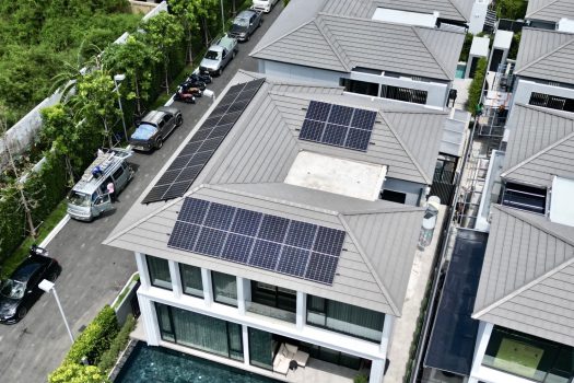 𝗥𝗲𝗻𝘁/ 𝗦𝗲𝗹𝗹: 𝗕𝗲𝗹𝗴𝗿𝗮𝘃𝗶𝗮 𝗘𝘅𝗰𝗹𝘂𝘀𝗶𝘃𝗲 𝗣𝗼𝗼𝗹 𝗩𝗶𝗹𝗹𝗮 บางนา พระราม 9