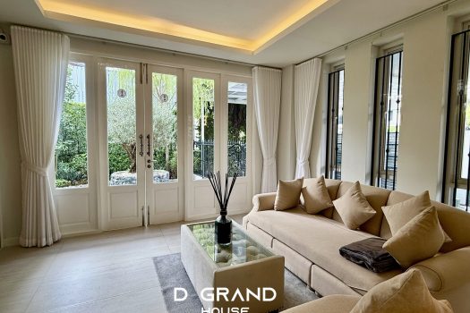 ปรับลดด่วน บ้านหรูซอยสุขุมวิท 𝟰𝟵 ทำเลดีมาก ราคาเพียง 𝟴𝟵 ล้านบาท.