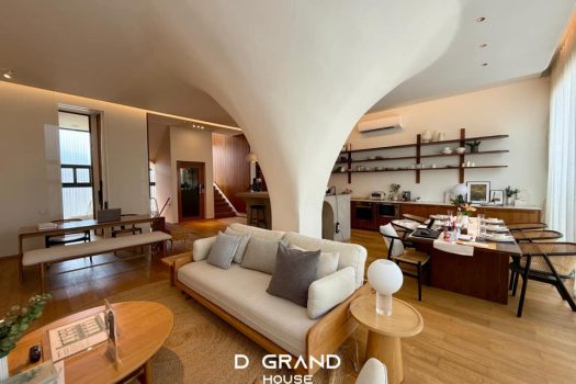 𝗕𝗮𝗮𝗻 𝗠𝘂𝗸𝗱𝗵𝗮 𝗣𝗮𝘁𝘁𝗵𝗮𝗻𝗮𝗸𝗮𝗿𝗻-𝗦𝗿𝗶𝗻𝗮𝗸𝗮𝗿𝗶𝗻 (บ้านมุกดา พัฒนาการ-ศรีนครินทร์) บ้านเดี่ยวสุดหรู 𝟰 ชั้น ดีไซน์เก๋ ที่ไม่เหมือนใคร