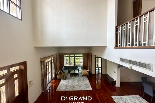 บ้านหรูระดับ 𝗦𝘂𝗽𝗲𝗿 𝗟𝘂𝘅𝘂𝗿𝘆 ใจกลางเมือง โครงการบ้านแสนสิริ สุขุมวิท 𝟲𝟳