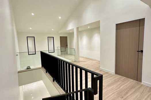 บ้านที่จะทำให้คุณได้สัมผัสบรรยากาศอันเงียบสงบและความสะดวกสบาย บนทำเลที่ตอบโจทย์ทุกไลฟ์สไตล์