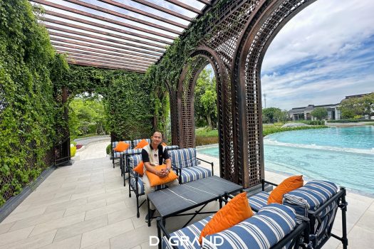 คฤหาสน์หรูหลังใหญ่ ตำแหน่งที่ดีและสวยที่สุดในโครงการนาราสิริ พหล วัชรพล