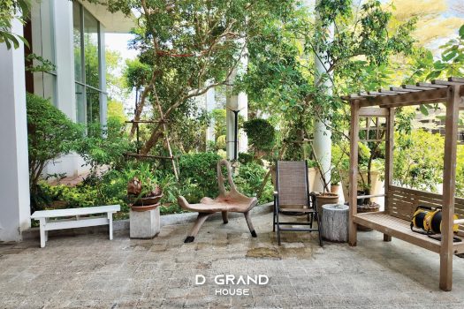 บ้านหรูในสนามกอล์ฟ วิวทะเลสาบ ทำเลดี ฮวงจุ้ยรับทรัพย์ พื้นที่ใช้สอยจัดเต็ม 1,000 ตร.ม. คุ้มเกินไปไหม!