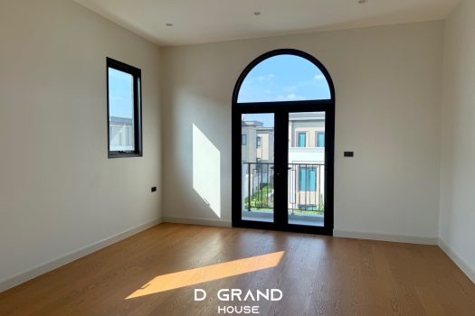 𝗛𝗢𝗧 𝗣𝗥𝗜𝗖𝗘: 𝗖𝗜𝗡𝗤 𝗥𝗢𝗬𝗔𝗟 𝗞𝗿𝘂𝗻𝗴𝘁𝗵𝗲𝗽 𝗞𝗿𝗲𝗲𝘁𝗵𝗮 บ้านหรูบนทำเลสุดฮิต!