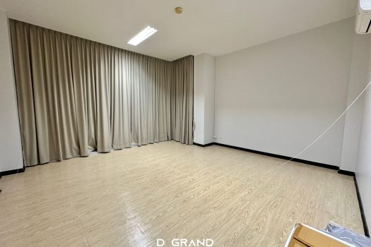 อาคารพาณิชย์ ใจกลางเมืองทอง 2 ห้องติดกัน ทำเลดีมาก