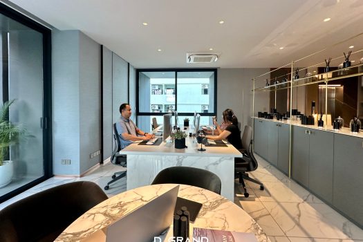 “𝟮𝟬𝟭 𝗔𝘃𝗲𝗻𝘂𝗲 เอกมัย-พระราม 𝟵” โฮมออฟฟิศ สุดหรูหรา 𝟲 ชั้น ใจกลางเมือง บนทำเลเลียบทางด่วนรามอินทรา