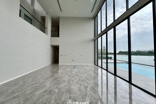 𝗟𝗮𝗸𝗲 𝗟𝗲𝗴𝗲𝗻𝗱 บางนา สุวรรณภูมิ บ้านหรูริมทะเลสาบ พร้อมสระว่ายน้ำ แปลงสุดท้าย ถ้าไม่อยากพลาดราคาสุดพิเศษเฉพาะ D Grand House