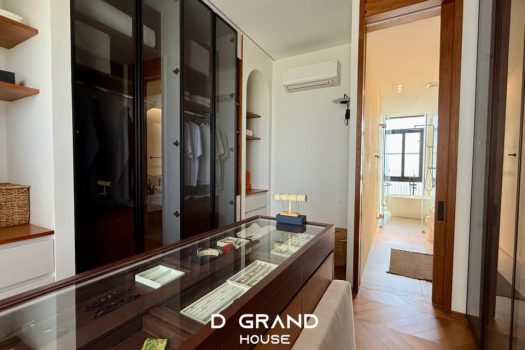 𝗕𝗮𝗮𝗻 𝗠𝘂𝗸𝗱𝗵𝗮 𝗣𝗮𝘁𝘁𝗵𝗮𝗻𝗮𝗸𝗮𝗿𝗻-𝗦𝗿𝗶𝗻𝗮𝗸𝗮𝗿𝗶𝗻 (บ้านมุกดา พัฒนาการ-ศรีนครินทร์) บ้านเดี่ยวสุดหรู 𝟰 ชั้น ดีไซน์เก๋ ที่ไม่เหมือนใคร