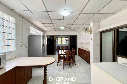 ขายบ้านเดี่ยว พื้นที่ใหญ่ ราคาสุดคุ้มค่า! ใน หมู่บ้านชลลดา สายไหม