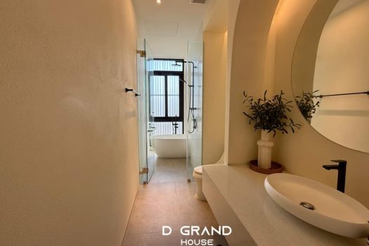 𝗕𝗮𝗮𝗻 𝗠𝘂𝗸𝗱𝗵𝗮 𝗣𝗮𝘁𝘁𝗵𝗮𝗻𝗮𝗸𝗮𝗿𝗻-𝗦𝗿𝗶𝗻𝗮𝗸𝗮𝗿𝗶𝗻 (บ้านมุกดา พัฒนาการ-ศรีนครินทร์) บ้านเดี่ยวสุดหรู 𝟰 ชั้น ดีไซน์เก๋ ที่ไม่เหมือนใคร