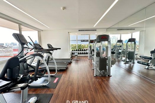 𝗙𝗼𝗿 𝗦𝗮𝗹𝗲: 𝗠𝗮𝗻𝗵𝗮𝘁𝘁𝗮𝗻 𝗖𝗵𝗶𝗱𝗹𝗼𝗺 Pet Friendly Condo ใจกลางเมือง