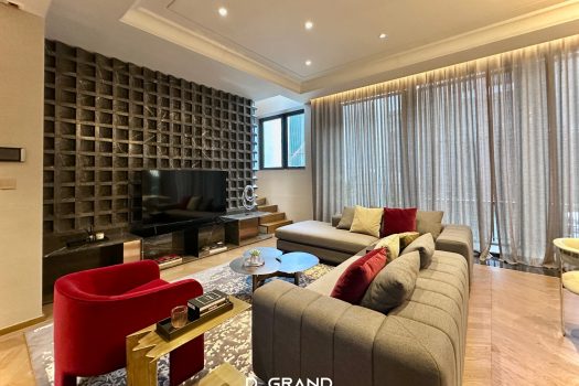 “𝟮𝟬𝟭 𝗔𝘃𝗲𝗻𝘂𝗲 เอกมัย-พระราม 𝟵” โฮมออฟฟิศ สุดหรูหรา 𝟲 ชั้น ใจกลางเมือง บนทำเลเลียบทางด่วนรามอินทรา