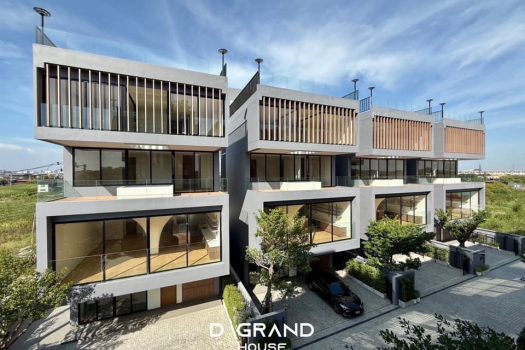 𝗕𝗮𝗮𝗻 𝗠𝘂𝗸𝗱𝗵𝗮 𝗣𝗮𝘁𝘁𝗵𝗮𝗻𝗮𝗸𝗮𝗿𝗻-𝗦𝗿𝗶𝗻𝗮𝗸𝗮𝗿𝗶𝗻 (บ้านมุกดา พัฒนาการ-ศรีนครินทร์) บ้านเดี่ยวสุดหรู 𝟰 ชั้น ดีไซน์เก๋ ที่ไม่เหมือนใคร