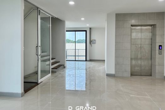 𝗣𝗿𝗲𝗺𝗶𝘂𝗺 𝗽𝗹𝗮𝗰𝗲 เอกมัย รามอินทรา 𝟮 สุคนธสวัสดิ์ 𝗛𝗼𝗺𝗲 𝗢𝗳𝗳𝗶𝗰𝗲 สุดหรู แปลงมุม พร้อมลิฟท์ ในทำเลเยี่ยม